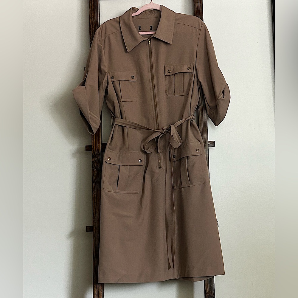 Zip Up Shirt Dress. Simple and perfect for the word day. Fits like an 18